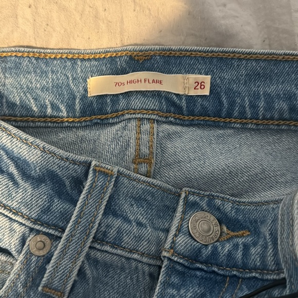 Levi’s 70s high rise flare - Picture 3 of 4